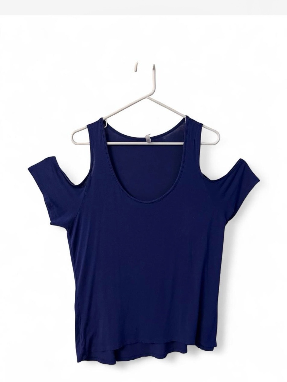 Women’s Cold-Shoulder Scoop Neck Top in Navy By Glitz